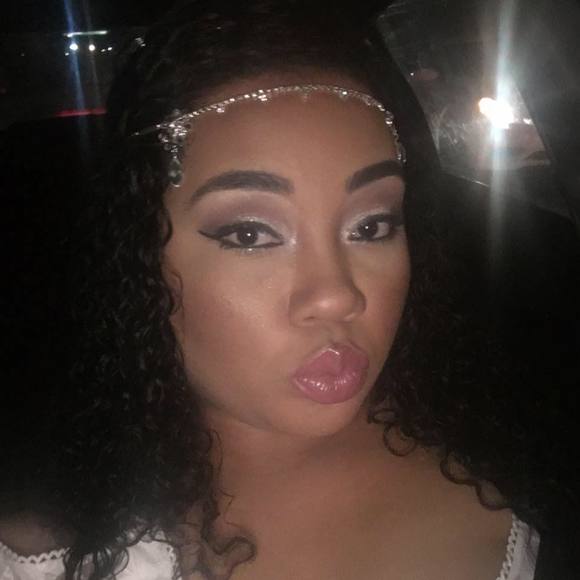 Meet your Posher, Talekia