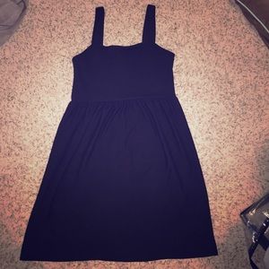 Black Sleeveless Dress