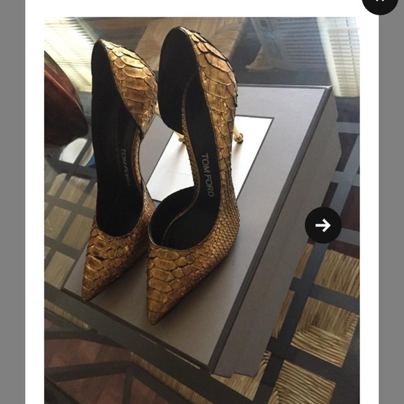 Tom Ford PYT Ang Pump - Picture 2 of 4