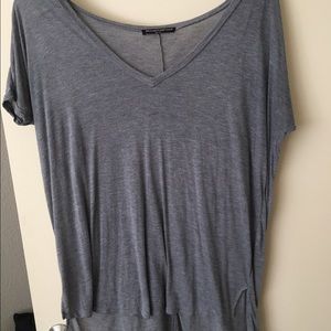 comfortable grey t shirt from brandy Melville.