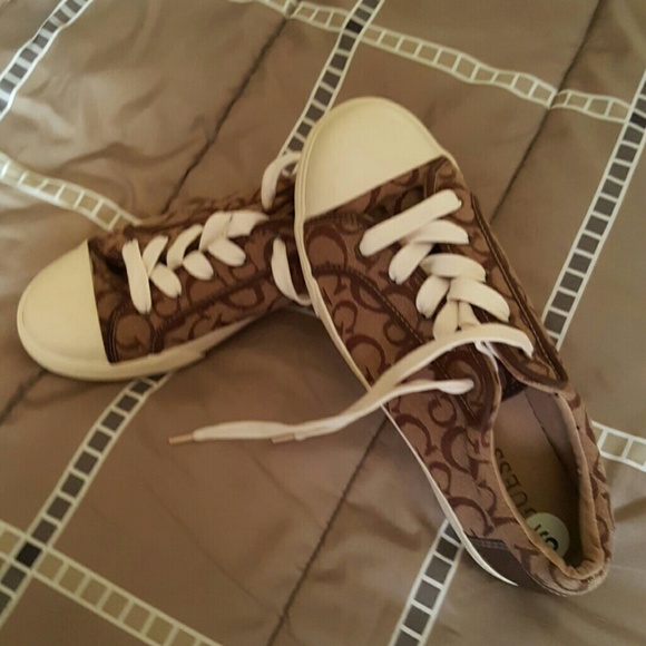 Guess Sneakers