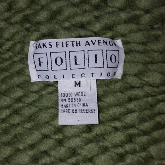 Saks fifth Ave wool sweater - Picture 4 of 4