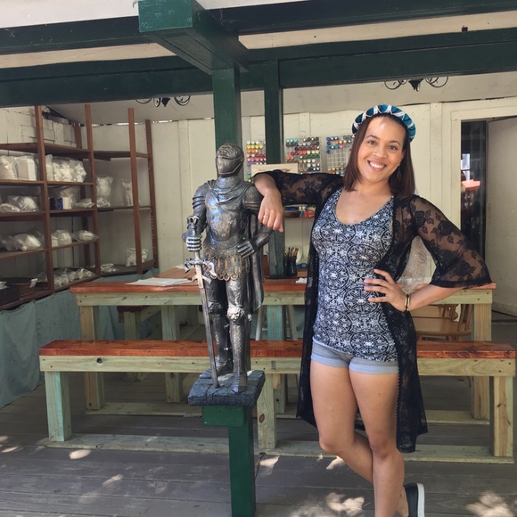 Meet your Posher, Suzie - Picture 4 of 4