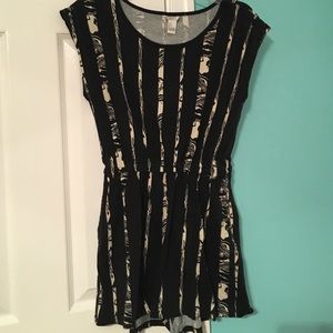 Black and white romper forever 21 size s