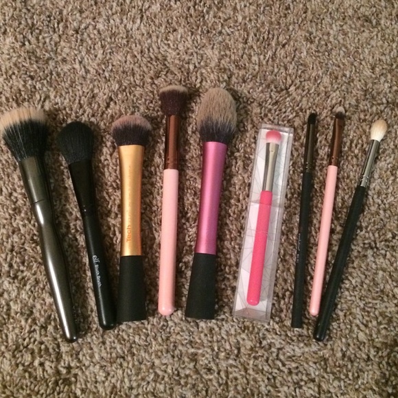 Brush lot & container