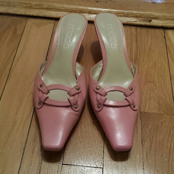 Pink low heel mules,Very Cute!