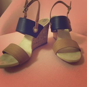 Anne Klein iflex wedges