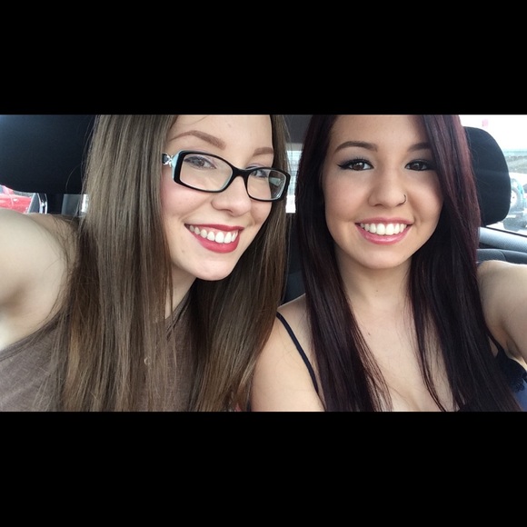 Meet your Posher, Caroline