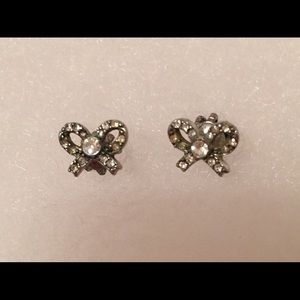 Juicy Couture bow studs