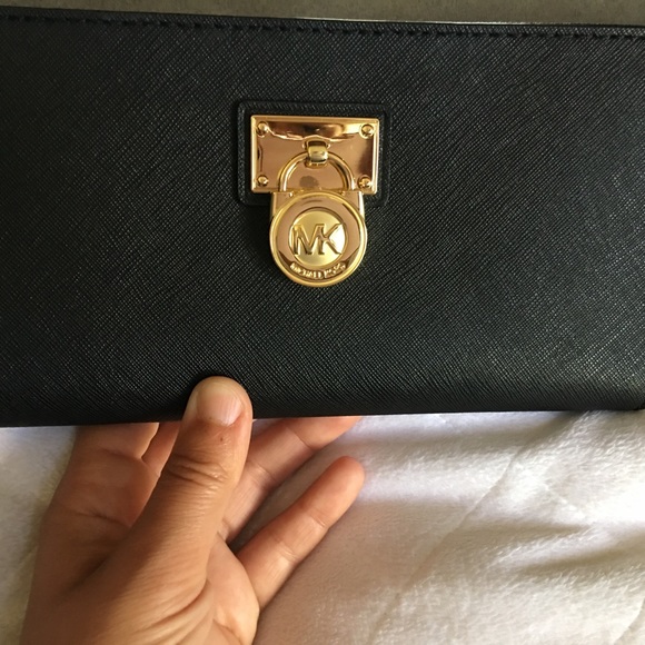 Michael Kors Hamilton wallet
