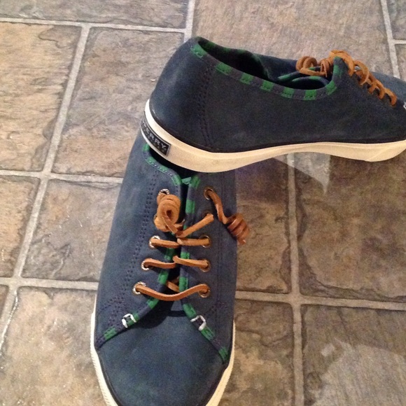 Sperry Top-Sider in Navy Leather - Picture 3 of 3