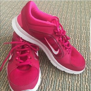 Nike training size 9.5