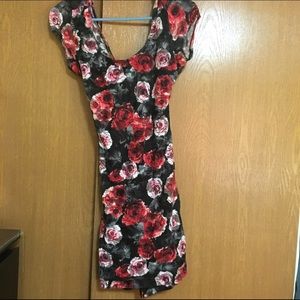 Bodycon floral dress