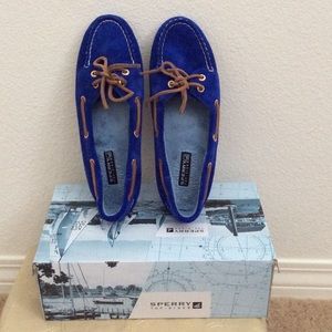 Sperry Topsider
