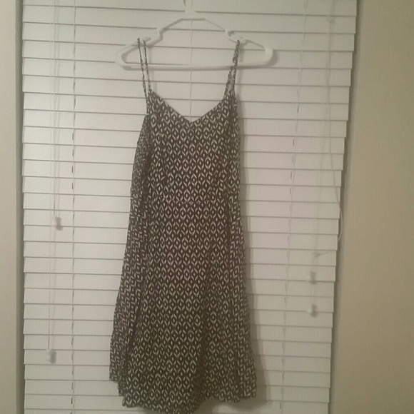 Flash Sale!!Black and white summer dress