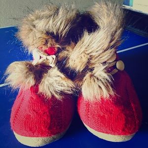 Red soft slippers/booties