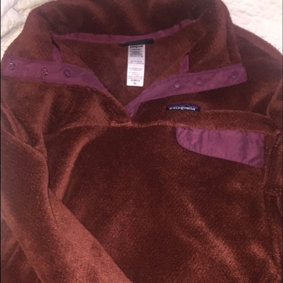Patagonia Jackets & Blazers - Burgundy Patagonia Pull Over