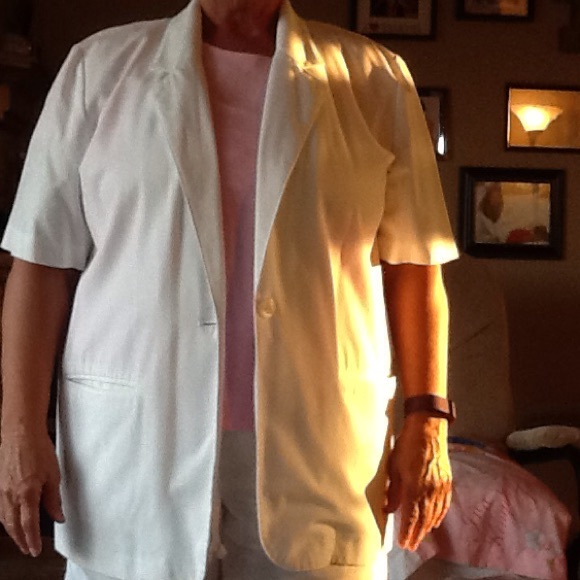 SAG HARBOR WOMAN