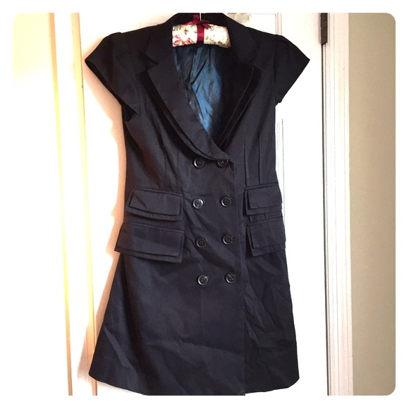 Gorgeous Nanette Lepore Button-Front Dress