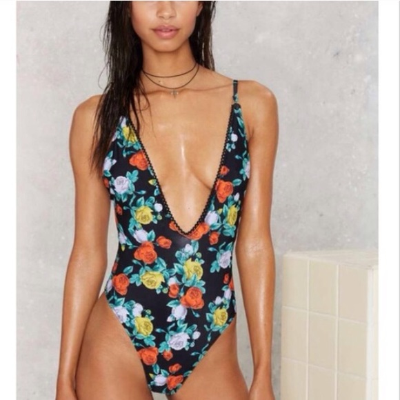 Nasty Gal Other - NASTY GAL ROSE BUDS SWIMSUIT SZ S NEW
