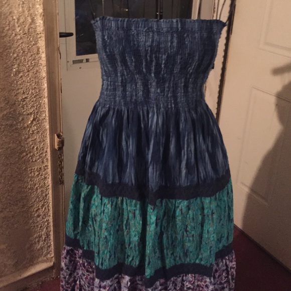 Multi colored sleeveless dress
