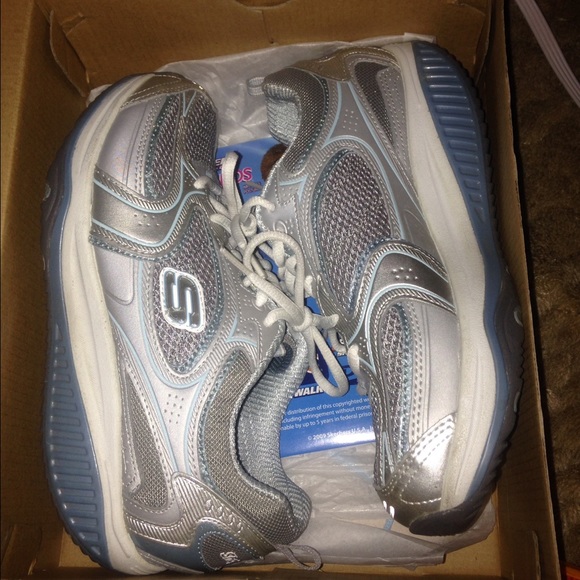Skechers shape-ups 7.5