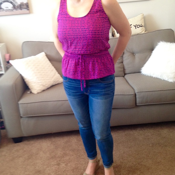 🎀 Ann Taylor Stunning Pink Peplum Top 🎀