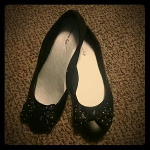 Price drop! American Eagle Flats