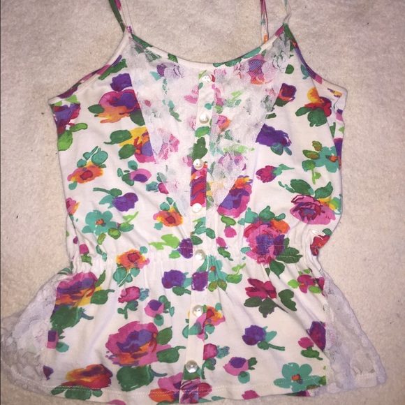 floral & lace cropped tank