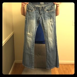 Day trip Aquarius distressed seat stitched jeans