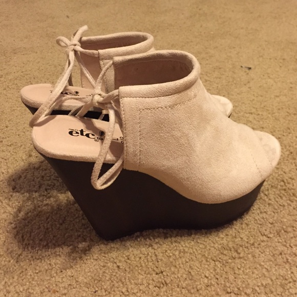 tan wedges