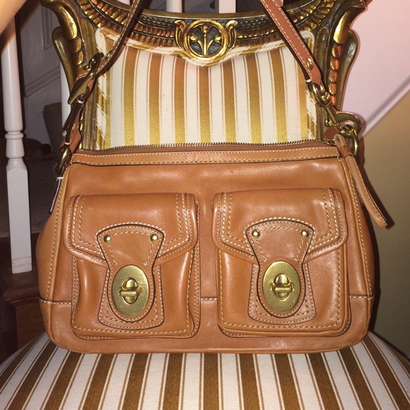 ❗️FINAL SALE - COACH: leather shoulder bag - Picture 1 of 3