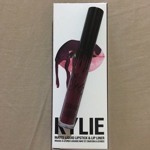 Kylie lipkit liquid lipstick