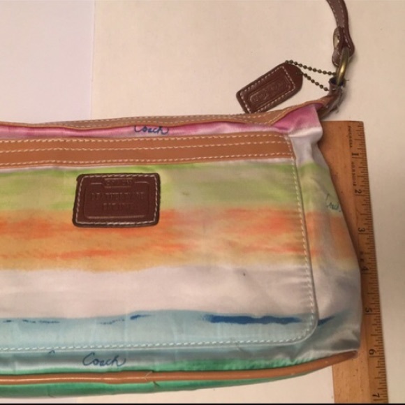 FREE > Hand bag - Picture 3 of 4