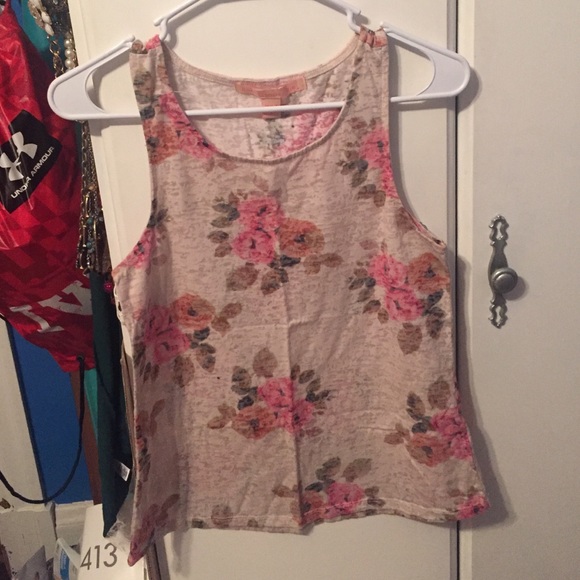 Tank top - Picture 1 of 1