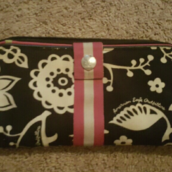 American eagle wallet