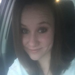 Meet your Posher, Becca