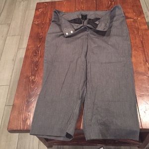 Ann Taylor Signature Capri