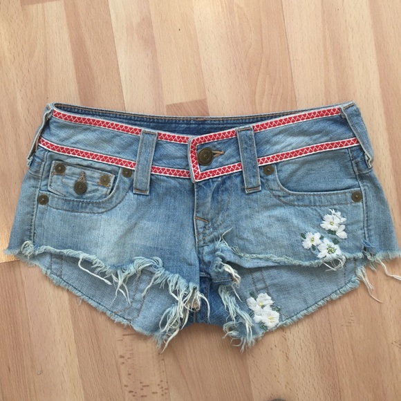 **SOLD** True religion denim short shorts