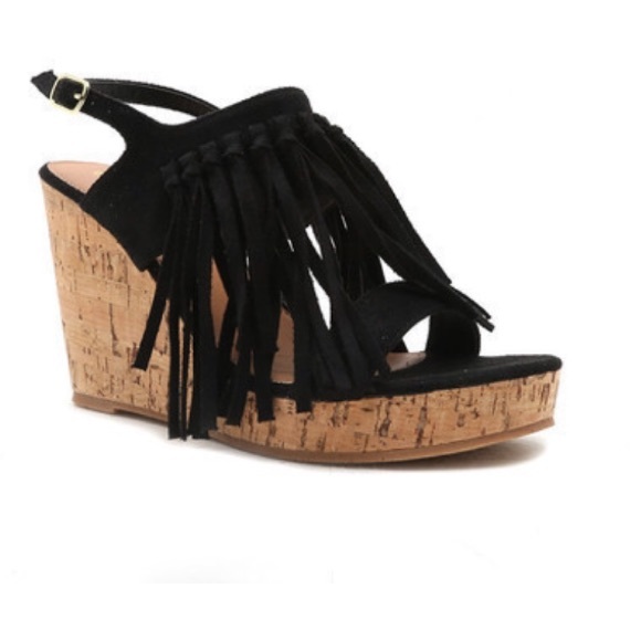 Fringed wedge sandal