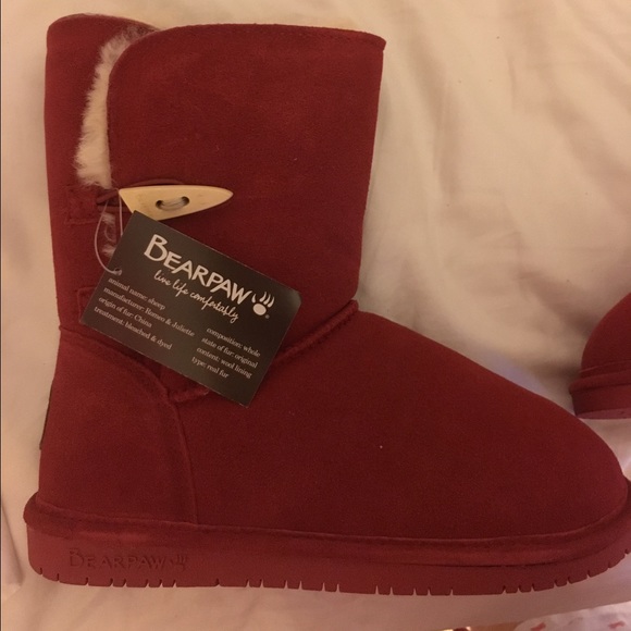 payless bearpaw