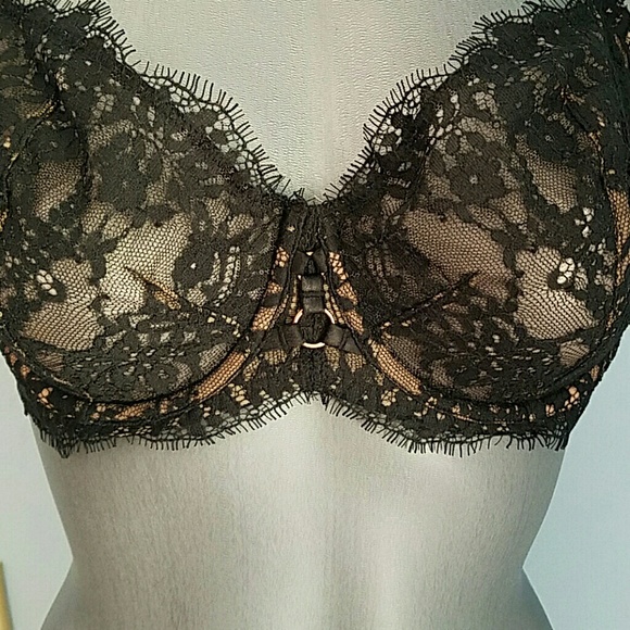 NWT VS Very Sexy Black Unlined Lace Demi Bra - Picture 3 of 4