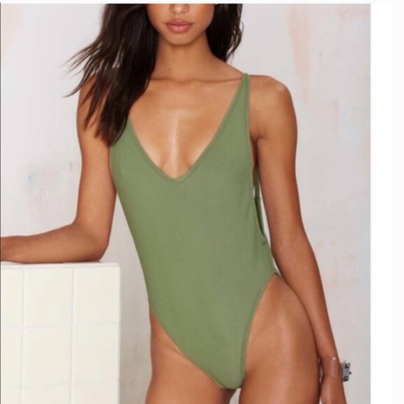 NASTY GAL ALINA SWIMSUIT SZ XS NEW