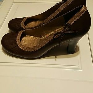 Like new Mudd heels! Sz 9