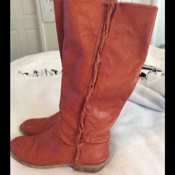 Qupid, cognac boot