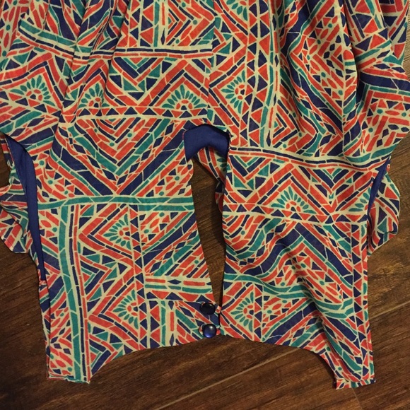 Patterned Dress - Picture 3 of 3