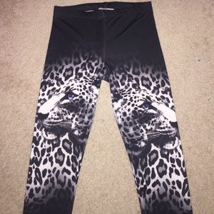 Leopard leggings