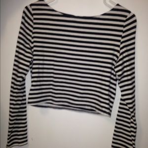 Striped Black and White Crop Long Sleeve Shirt