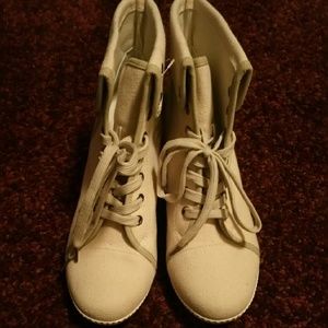 Wedge fashion sneakers