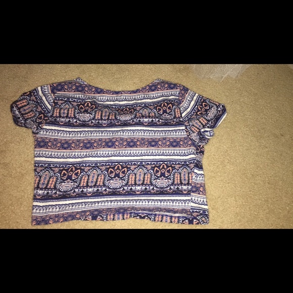 Multi-colored crop top - Picture 1 of 3